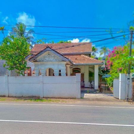 Free House Bentota Apartment Bagian luar foto