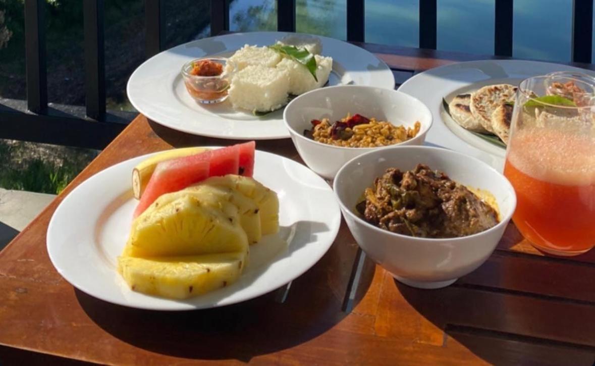 Free House Bentota Apartment Bagian luar foto